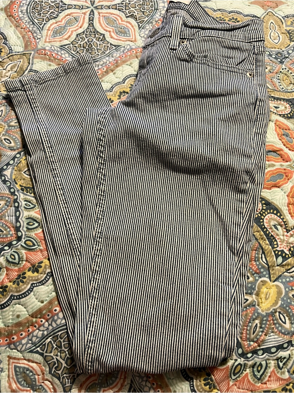 Levi's Women's Skinny Jeans in Black and White Pinstripe
